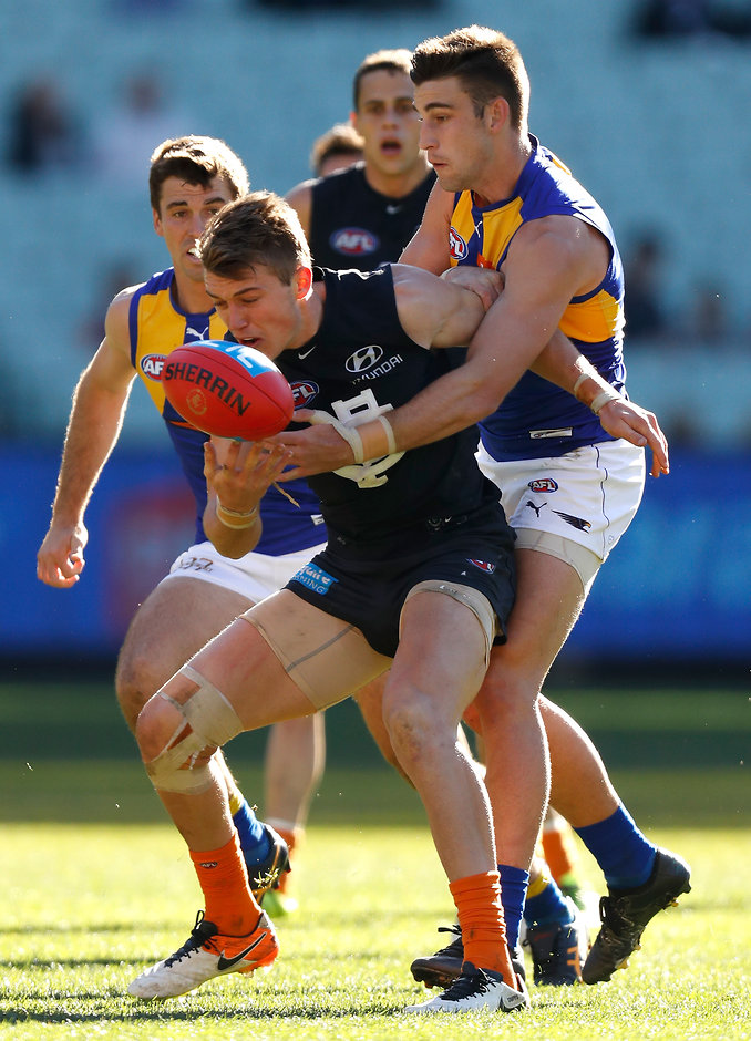 AFL 2016 Rd 17 - Carlton v West Coast MELBOURNE, AUSTRALIA - JULY 17: Patrick Cripps of the Blues and Elliot Yeo of the Eagles compete for the ball during the 2016 AFL Round 17 match between the Carlton Blues and the West Coast Eagles at the Melbourne Cricket Ground on July 17, 2016 in Melbourne, Australia. (Photo by Michael Willson/AFL Media)
